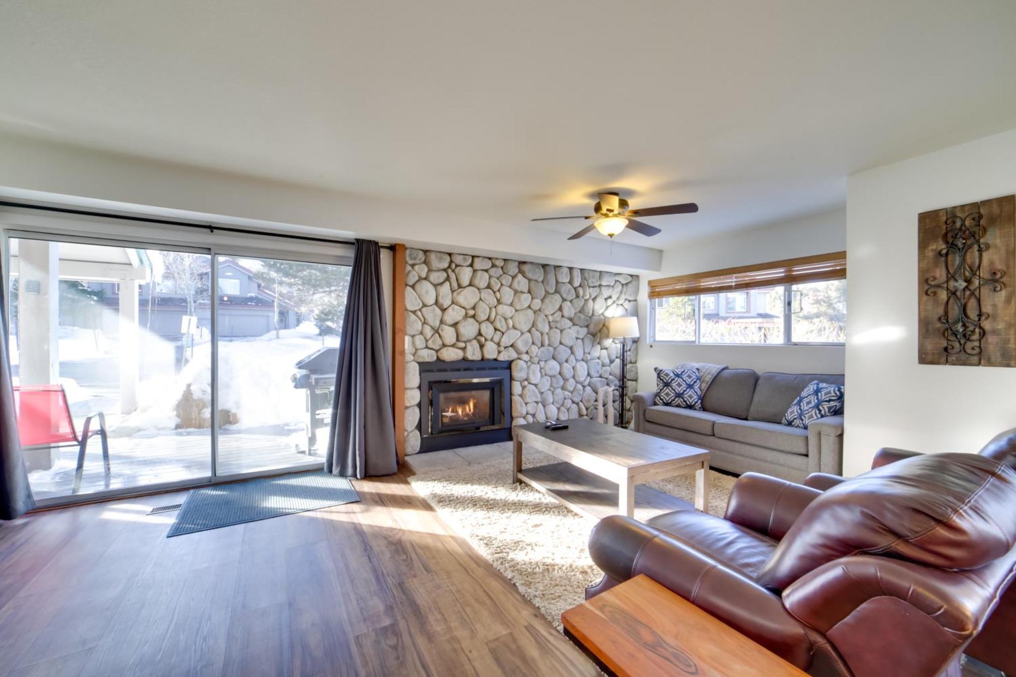 Snowcreek Resort Condo With Deck At Mammoth Mountain Маммот-Лейкс Екстер'єр фото